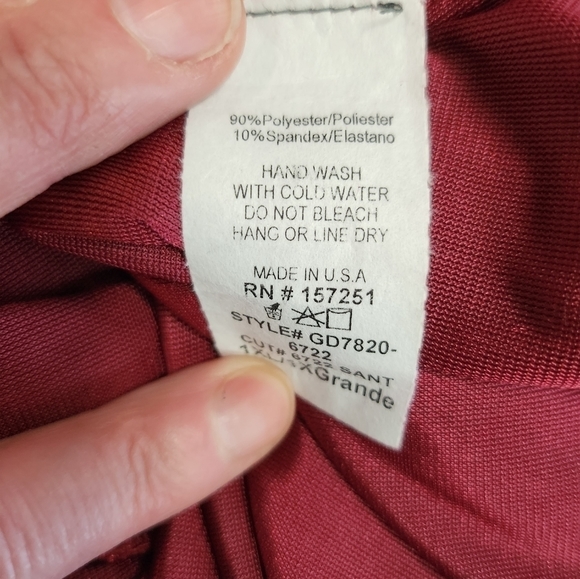 Curvy Sense Olivia velvet dress - Picture 9 of 10